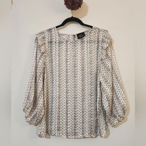 W5 Concepts Vertical Stripe Round Neck Blouse. Size M.